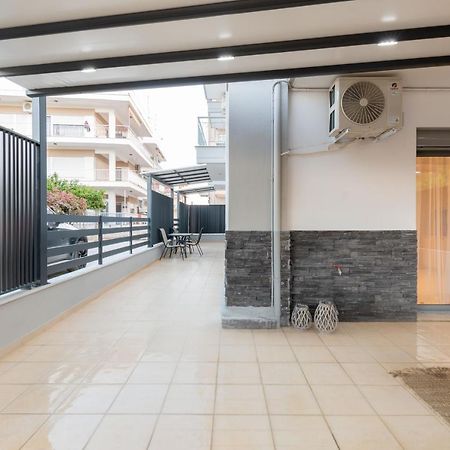 Sithoniars Luxury Ground Floor Apartment With Private Garden Neos Marmaras Bagian luar foto