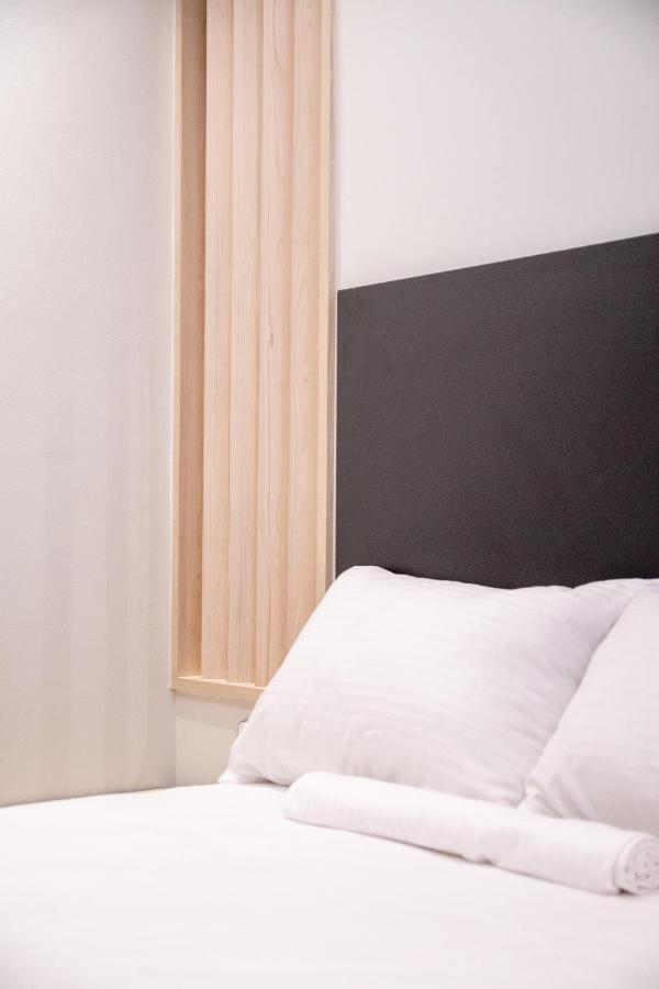 Sithoniars Luxury Ground Floor Apartment With Private Garden Neos Marmaras Bagian luar foto