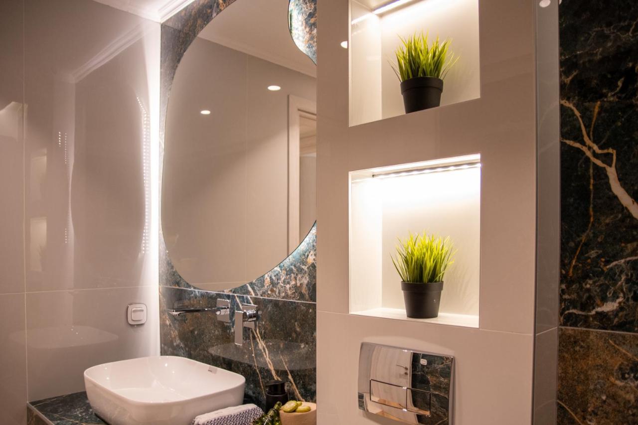 Sithoniars Luxury Ground Floor Apartment With Private Garden Neos Marmaras Bagian luar foto