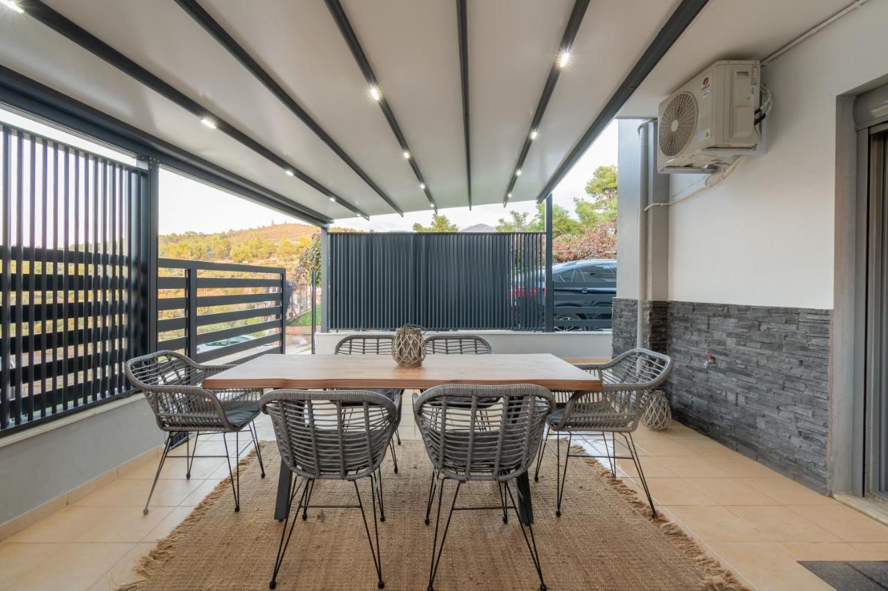 Sithoniars Luxury Ground Floor Apartment With Private Garden Neos Marmaras Bagian luar foto
