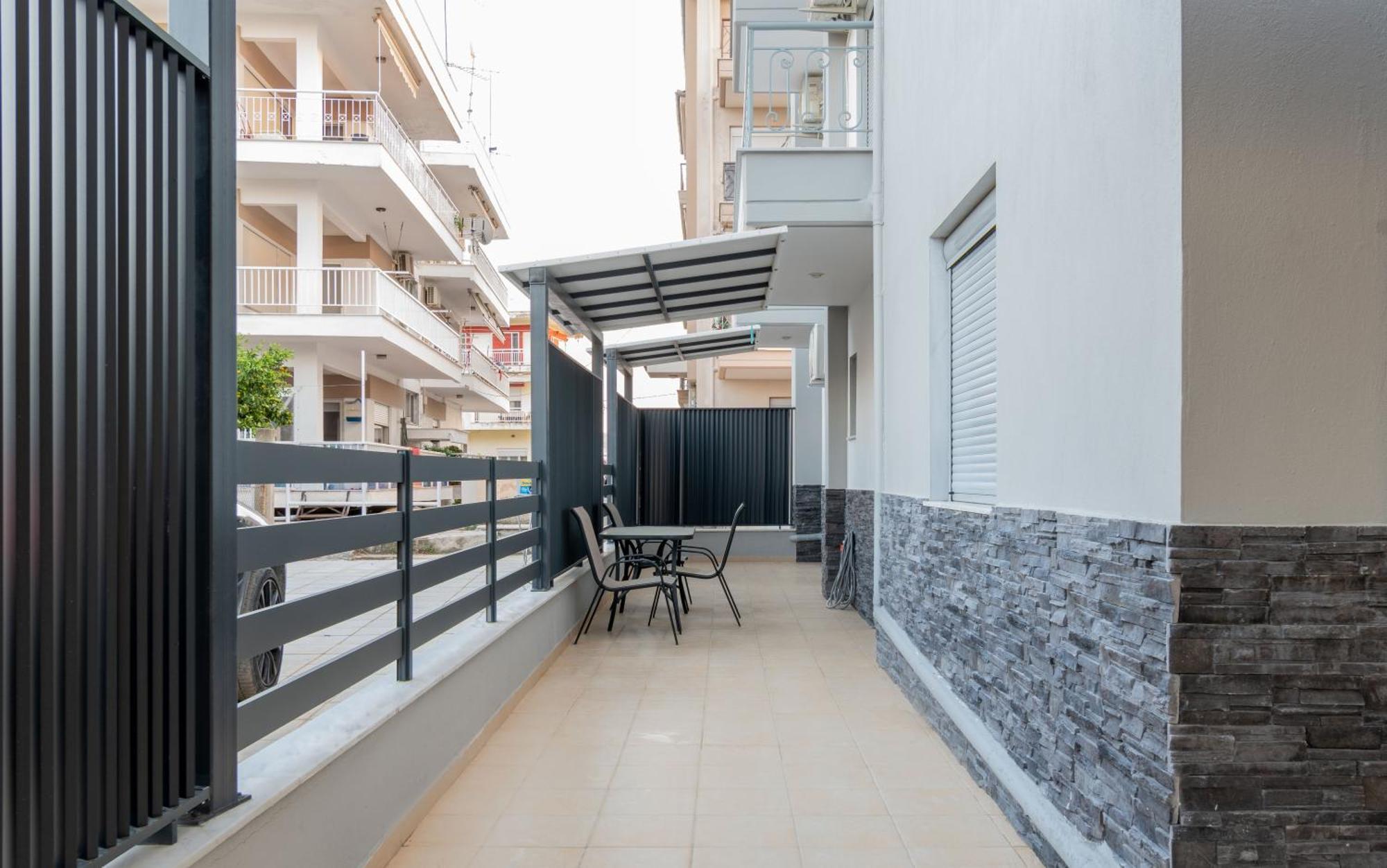 Sithoniars Luxury Ground Floor Apartment With Private Garden Neos Marmaras Bagian luar foto