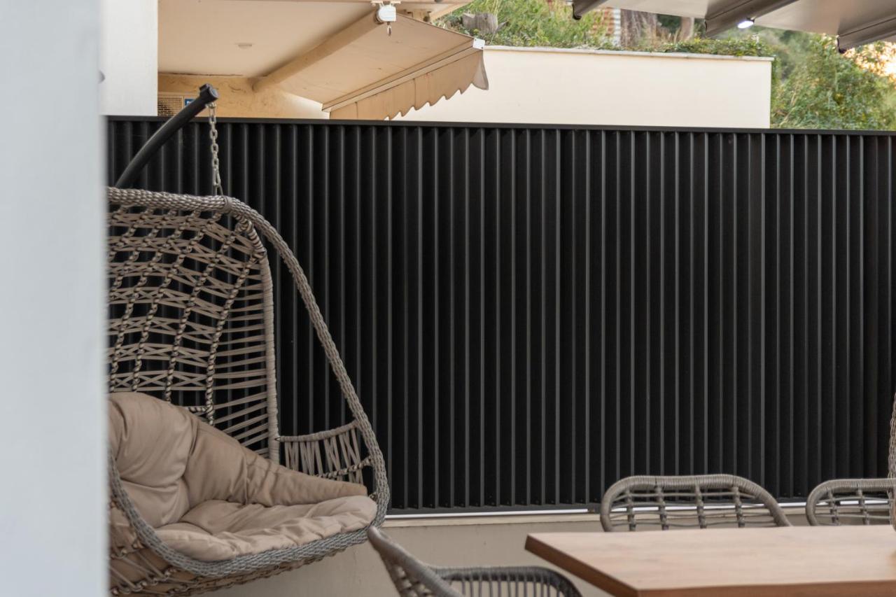 Sithoniars Luxury Ground Floor Apartment With Private Garden Neos Marmaras Bagian luar foto