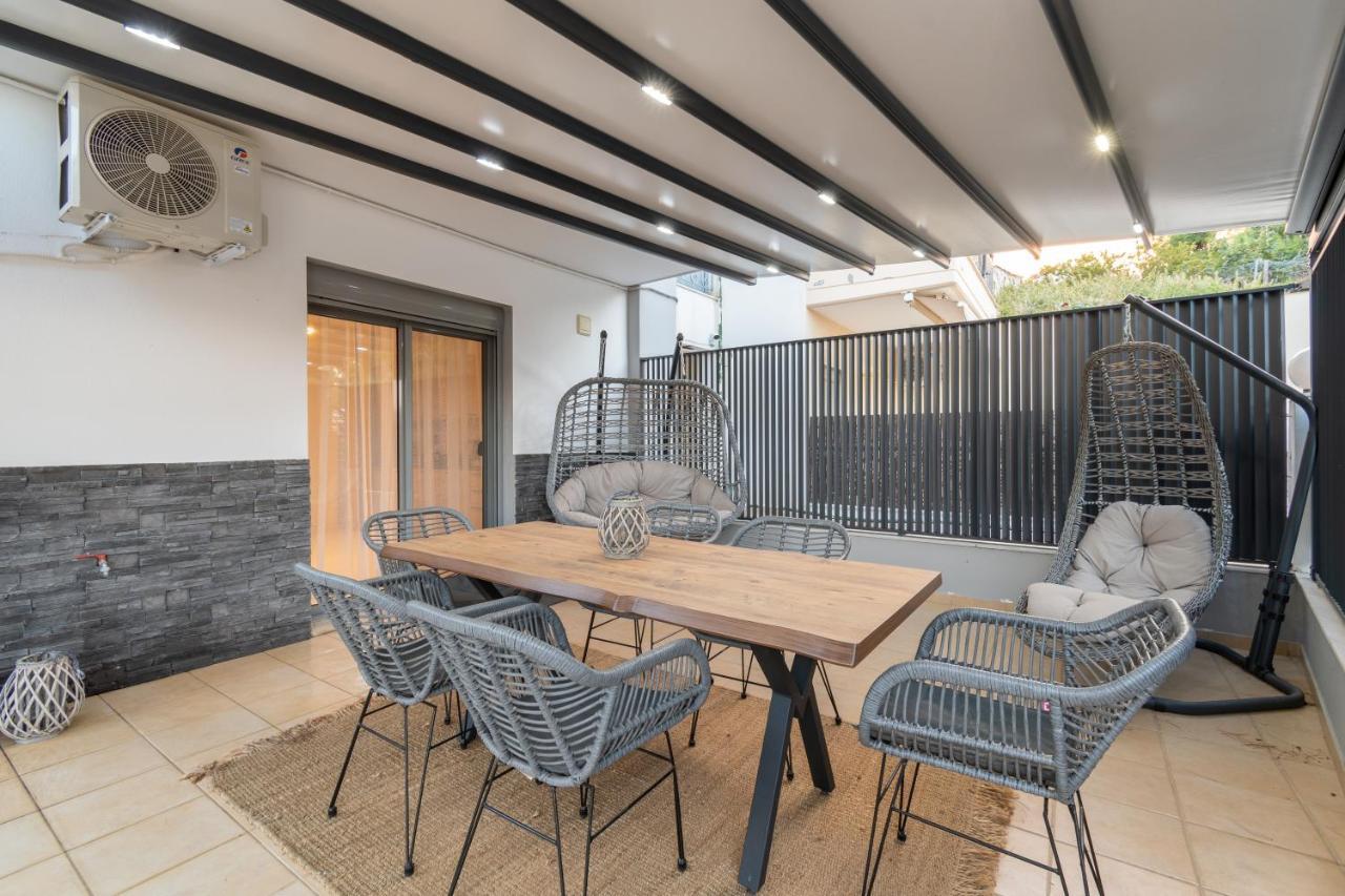 Sithoniars Luxury Ground Floor Apartment With Private Garden Neos Marmaras Bagian luar foto